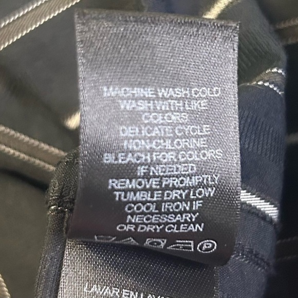 ♠️”Claiborne” Men’s Black/White/Taupe Beige Pinstriped Long Sleeved Dress Shirt - Picture 5 of 10